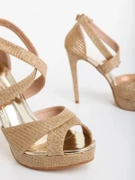 Дамски сандали с ток златисти от текстилен материал Morita