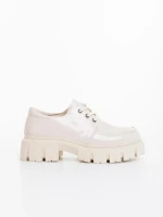 Дамски мокасини бежови от екологична лачена кожа Honami