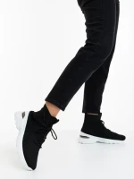 Дамски спортни обувки черни от текстилен материал Mariposa