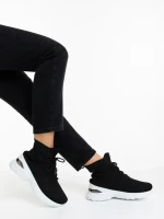 Дамски спортни обувки черни от текстилен материал Mariposa