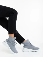 Дамски спортни обувки сиви от текстилен материал Mariposa