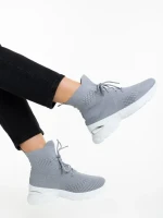 Дамски спортни обувки сиви от текстилен материал Mariposa