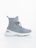 Дамски спортни обувки сиви от текстилен материал Mariposa