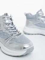 Дамски спортни обувки сребристи от текстилен и синтетичен материал Varava