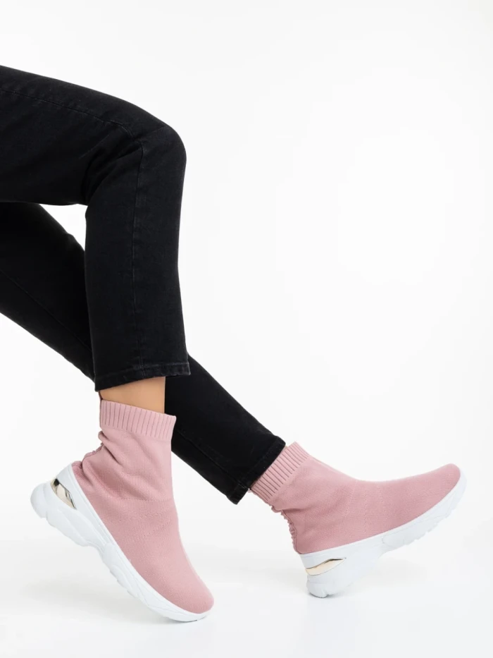 Дамски спортни обувки розови от текстилен материал Verlana