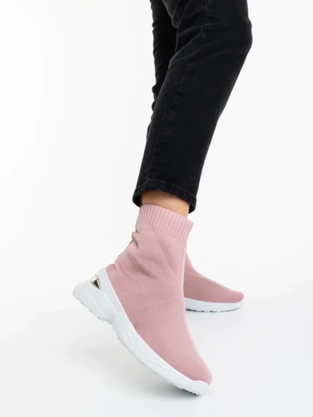 Дамски спортни обувки розови от текстилен материал Verlana