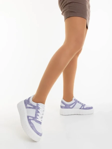 Дамски спортни обувки бяло с лилаво от екологична кожа Diara