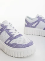 Дамски спортни обувки бяло с лилаво от екологична кожа Diara