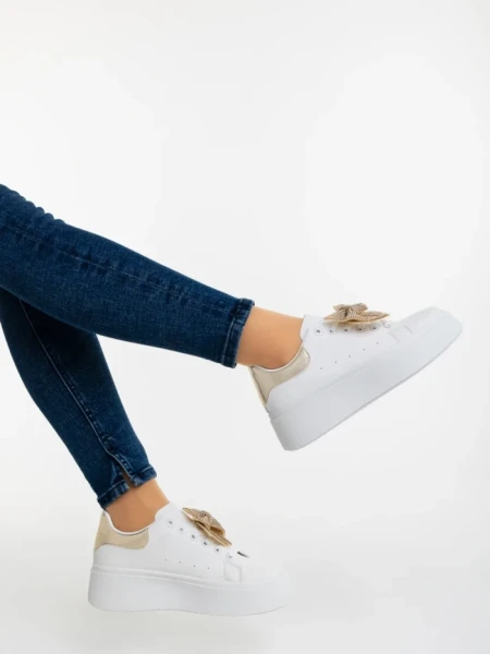 Дамски спортни обувки златисти от екологична кожа Zenara