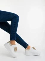 Дамски спортни обувки златисти от екологична кожа Zenara