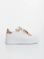 Дамски спортни обувки цвят шампанско от екологична кожа Amazera