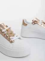 Дамски спортни обувки цвят шампанско от екологична кожа Amazera