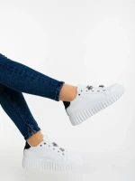 Дамски спортни обувки черни от екологична кожа Captara