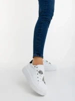 Дамски спортни обувки черни от екологична кожа Captara