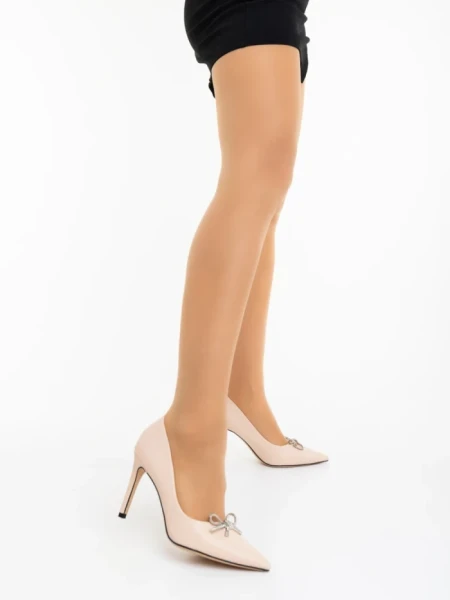 Дамски обувки с ток бежови от екологична кожа Xenora