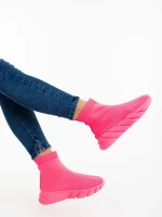 Дамски спортни обувки розови от текстилен материал Razara