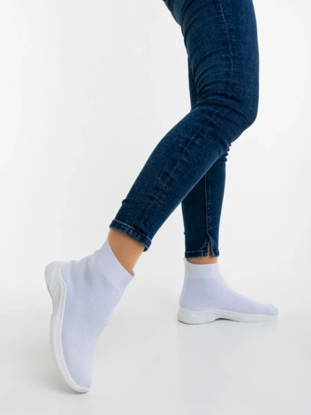 Дамски спортни обувки бели от текстилен материал Demaria