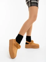 Дамски чехли цвят светъл камел от текстилен материал Temaria