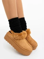 Дамски чехли цвят светъл камел от текстилен материал Temaria