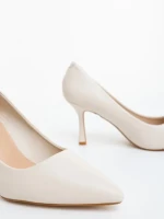 Дамски обувки с ток бежови от екологична кожа Zafrani