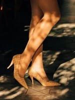 Дамски обувки с ток бежови от текстилен материал Vicara