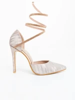 Дамски обувки с ток цвят шампанско от текстилен материал Radica