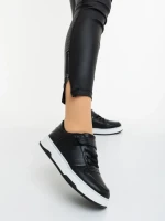 Дамкси спортни обувки черно-бели от екологична кожа Klarisa