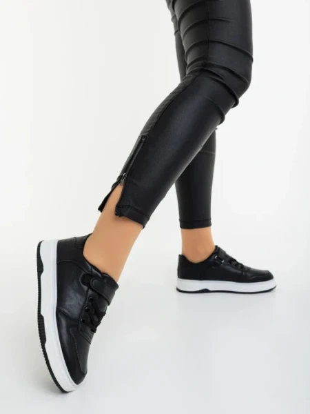 Дамкси спортни обувки черно-бели от екологична кожа Klarisa