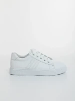 Дамски спортни обувки бели от екологична кожа Mivara