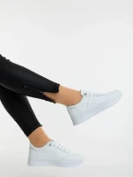 Дамски спортни обувки бели от екологична кожа Anzara