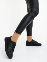 Дамски спортни обувки черни от екологична кожа Nimira