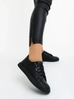 Дамски спортни обувки черни от екологична кожа Nimira