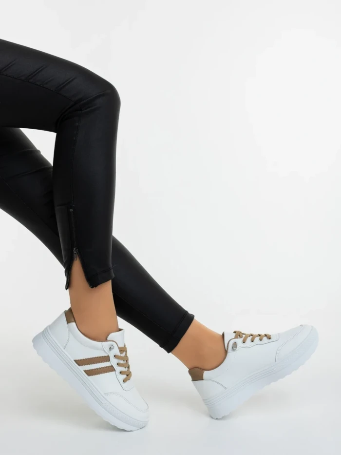 Дамски спортни обувки бели с бежово от екологична кожа Anzara