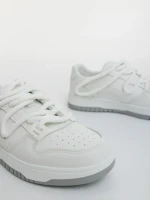 Дамски спортни обувки бели от еколгична кожа Serenza