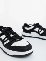 Дамски спортни обувки черно-бели от еколгична кожа Serenza