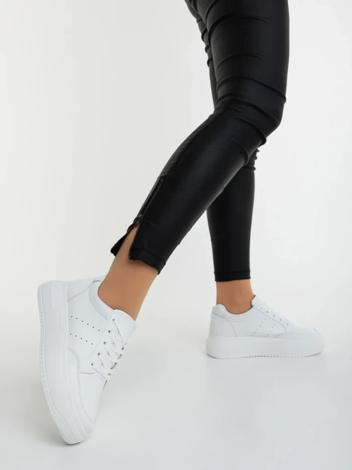 Дамски спортни обувки бели от еколгична кожа Rivenia