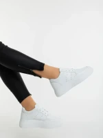 Дамски спортни обувки бели от еколгична кожа Rivenia