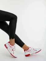 Дамски спортни обувки бели с червено от еколгична кожа Dachara