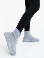 Дамски спортни обувки сиви от текстилен материал Razara