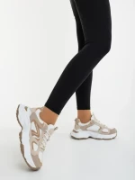 Дамски спортни обувки бежови от екологична кожа и текстилен материал Nuzia