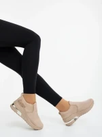 Дамски спортни обувки бежови от текстилен материал Zaruka