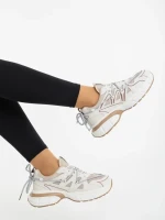 Дамски спортни обувки бежови от екологична кожа и текстилен материал Lotiva