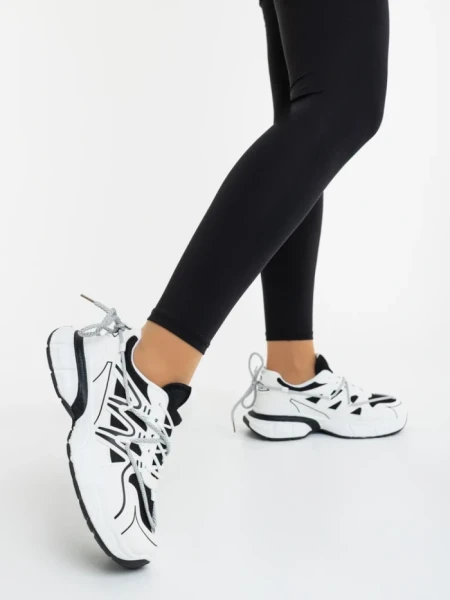 Дамски спортни обувки бели с черно от екологична кожа и текстилен материал Lotiva