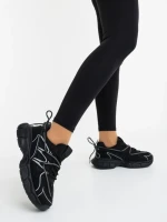 Дамски спортни обувки черни от екологична кожа и текстилен материал Lotiva
