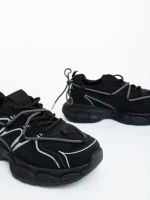 Дамски спортни обувки черни от екологична кожа и текстилен материал Lotiva