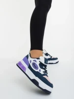 Дамски спортни обувки лилави с бяло от екологична кожа Aresia