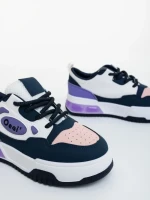 Дамски спортни обувки лилави с бяло от екологична кожа Aresia