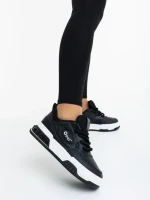 Дамски спортни обувки черно-бели от екологична кожа Aresia