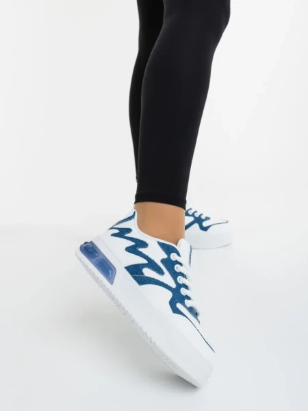 Дамски спортни обувки бели със синьо от екологична кожа и текстилен материал Sindria