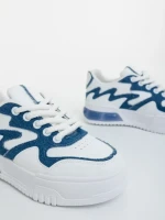 Дамски спортни обувки бели със синьо от екологична кожа и текстилен материал Sindria